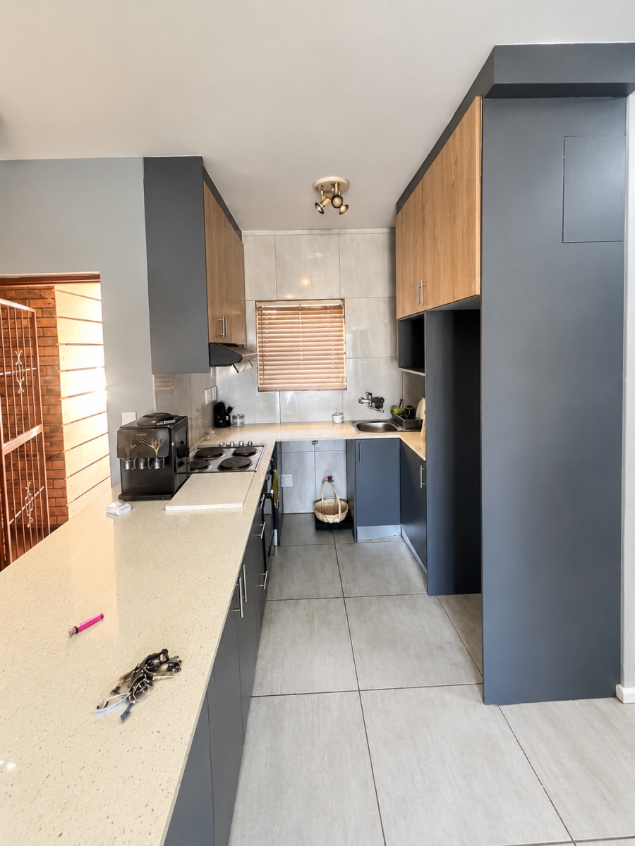 To Let 2 Bedroom Property for Rent in Kuils River South Western Cape